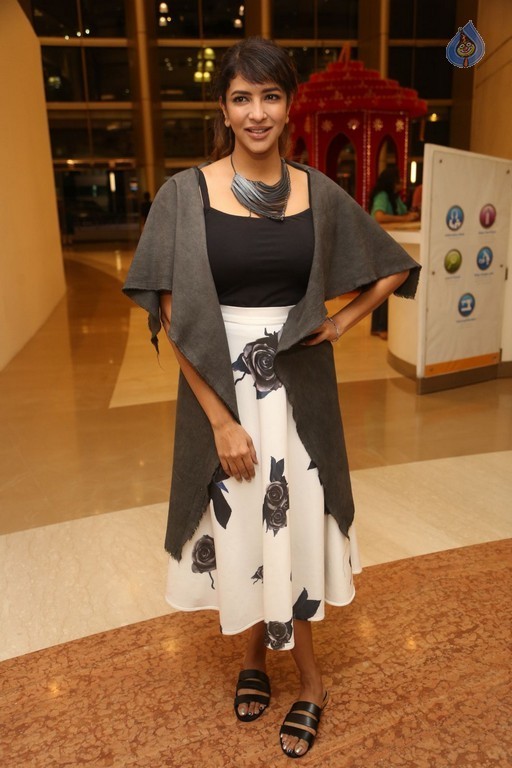 Lakshmi Prasanna New Photos - 32 / 40 photos