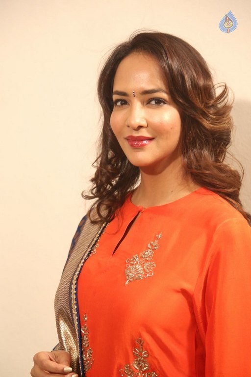 Lakshmi Prasanna Photos - 7 / 40 photos