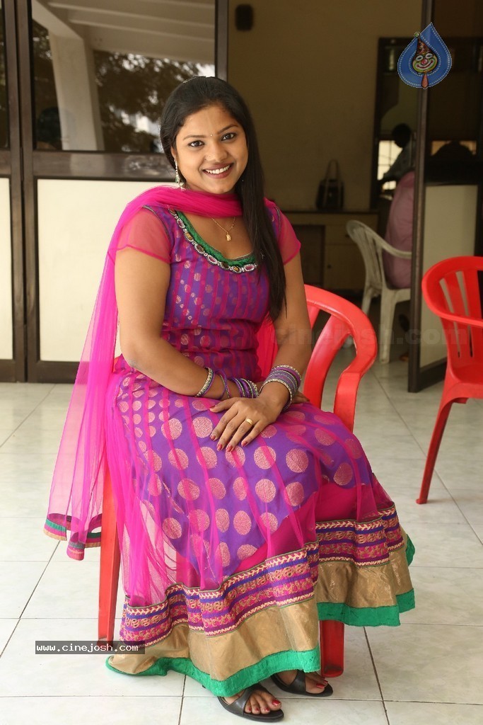Lakshmi Priya New Photos - 44 / 57 photos
