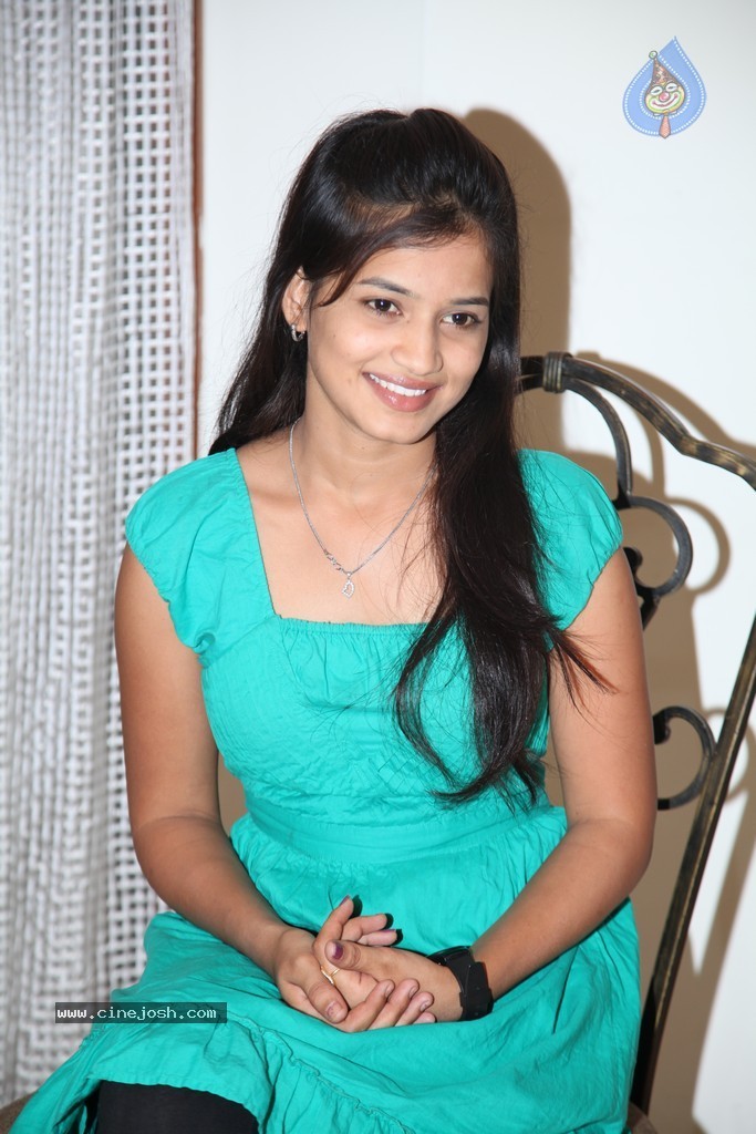 Lavanya Photos - 11 / 46 photos