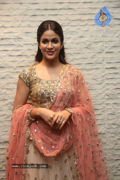 Lavanya Tripathi Latest Images - 7 / 15 photos