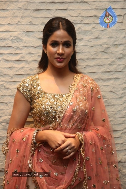 Lavanya Tripathi Latest Images - 11 / 15 photos