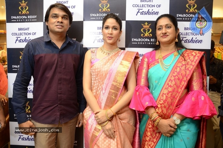 Lavanya Tripathi Launches Swaroopa Reddy Boutique-Photos - 21 / 42 photos