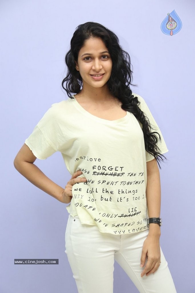 Lavanya Tripathi New Pics - 4 / 66 photos