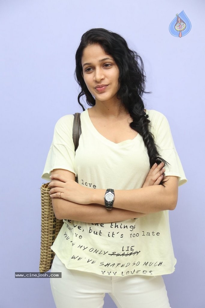 Lavanya Tripathi New Pics - 31 / 66 photos
