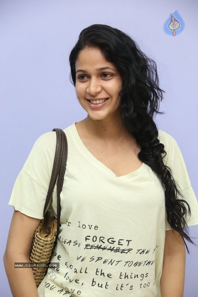 Lavanya Tripathi New Pics - 33 / 66 photos