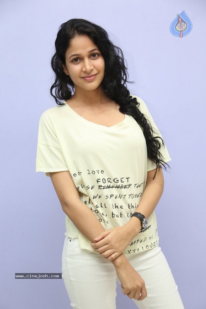 Lavanya Tripathi New Pics - 37 / 66 photos