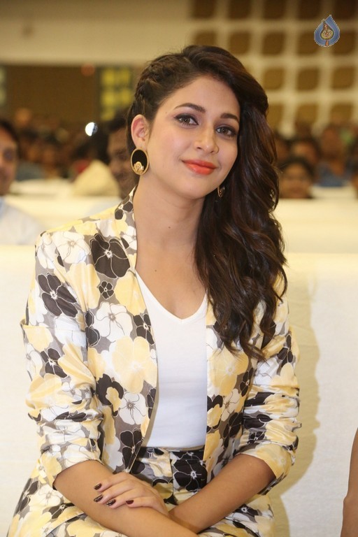 Lavanya Tripathi New Pics - 13 / 21 photos