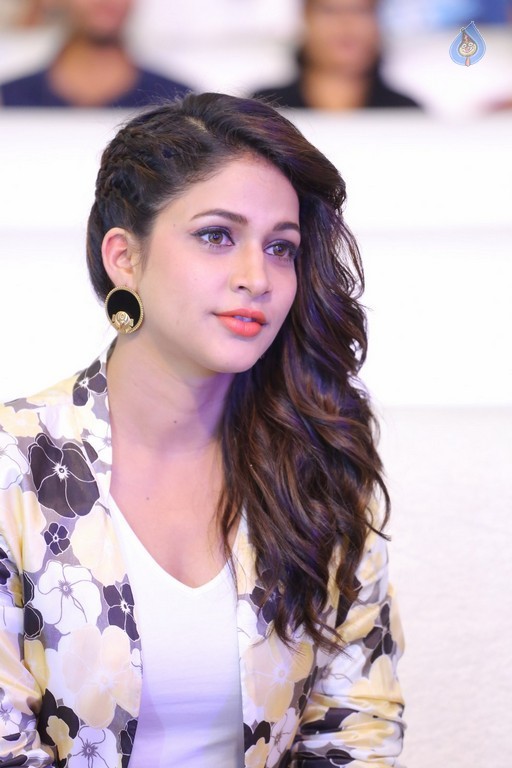 Lavanya Tripathi New Pics - 20 / 21 photos