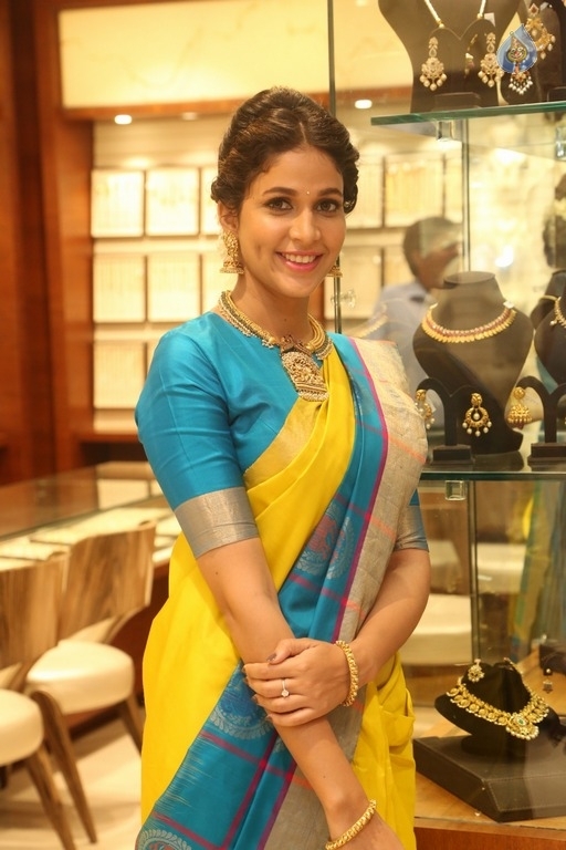 Lavanya Tripathi New Stills - 7 / 15 photos
