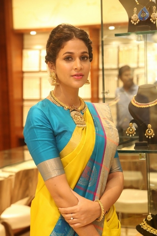 Lavanya Tripathi New Stills - 9 / 15 photos