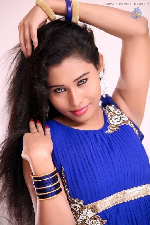 Leesa Latest Photos - 28 / 50 photos