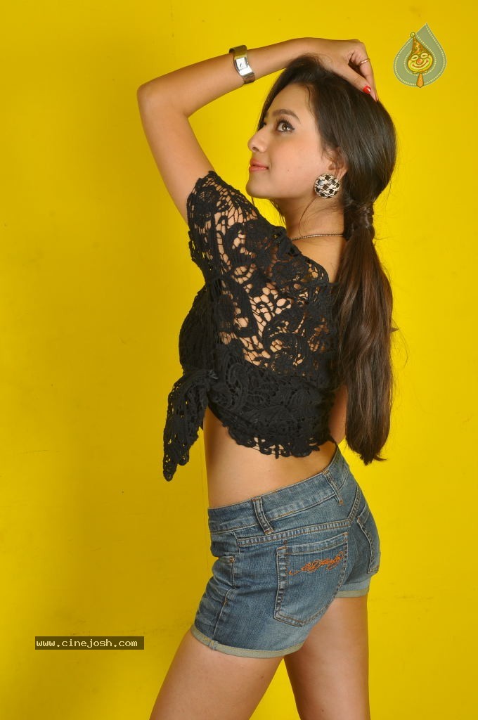 Madalasa Sharma New Photos - 11 / 49 photos