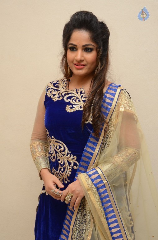 Madhavi Latha New Stills - 1 / 15 photos