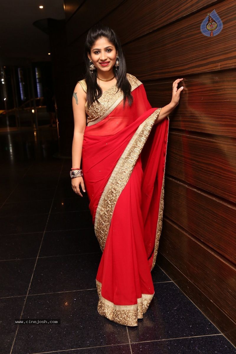 Madhulagna Das Photos - 7 / 28 photos