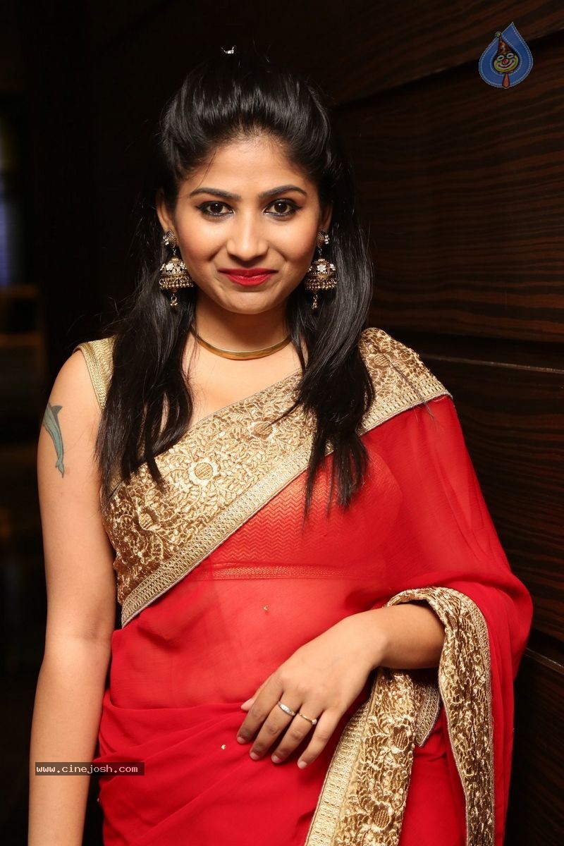 Madhulagna Das Photos - 9 / 28 photos