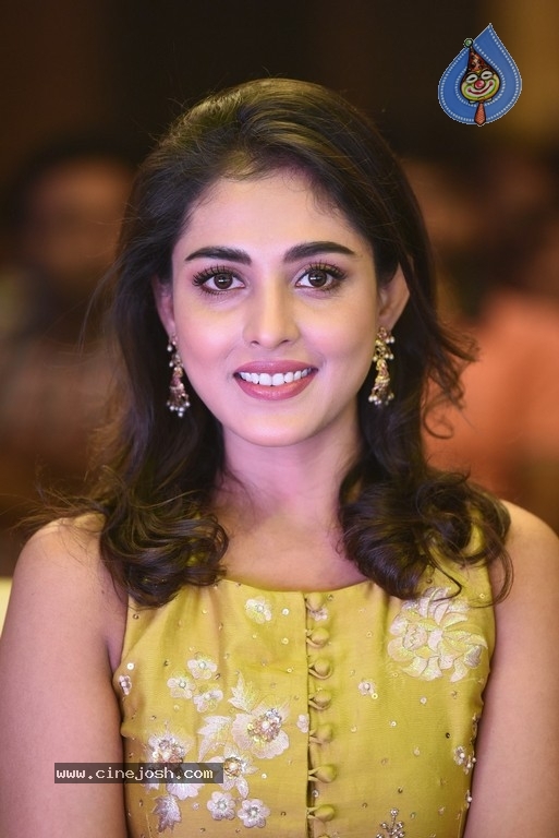 Madhu Shalini Photos - 37 / 42 photos