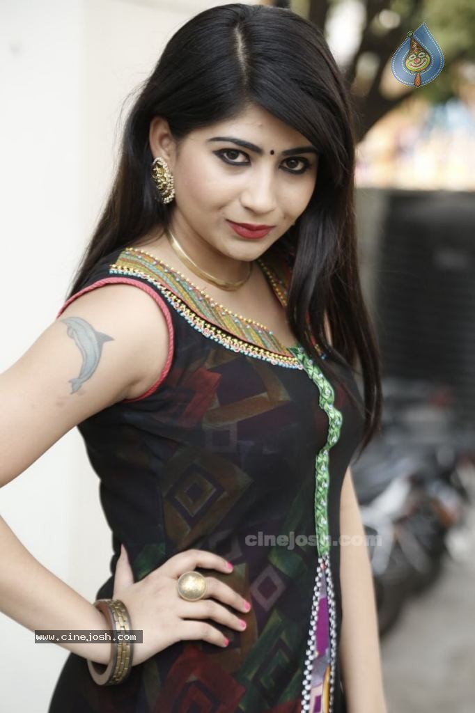 Madhulagna Das New Images - 24 / 39 photos