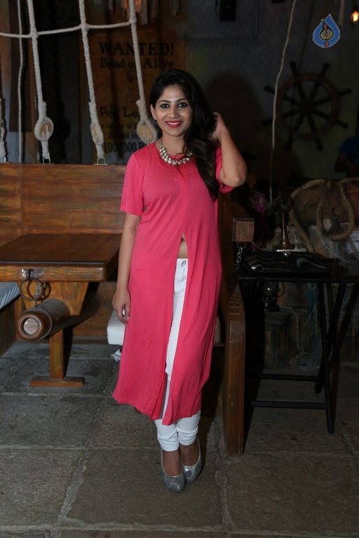 Madhulagna Das New Photos - 14 / 34 photos