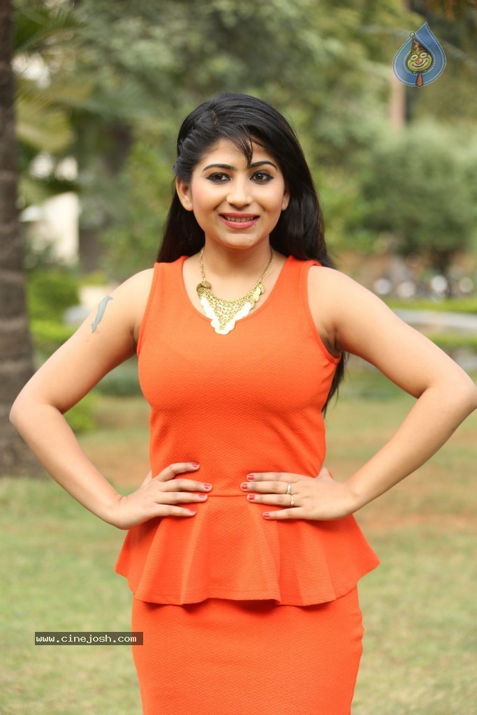 Madhulagna Das New Photos - 87 / 102 photos