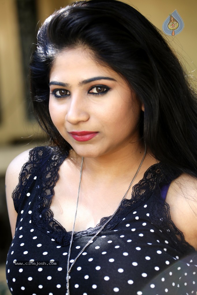 Madhulagna Das New Photos - 8 / 30 photos