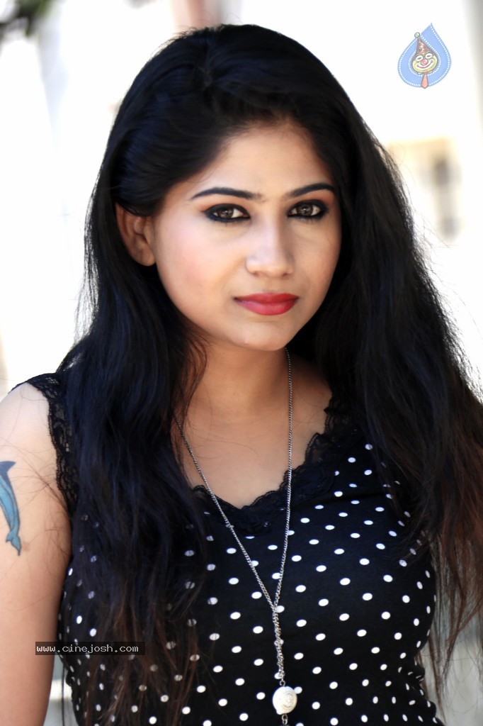Madhulagna Das New Photos - 19 / 30 photos