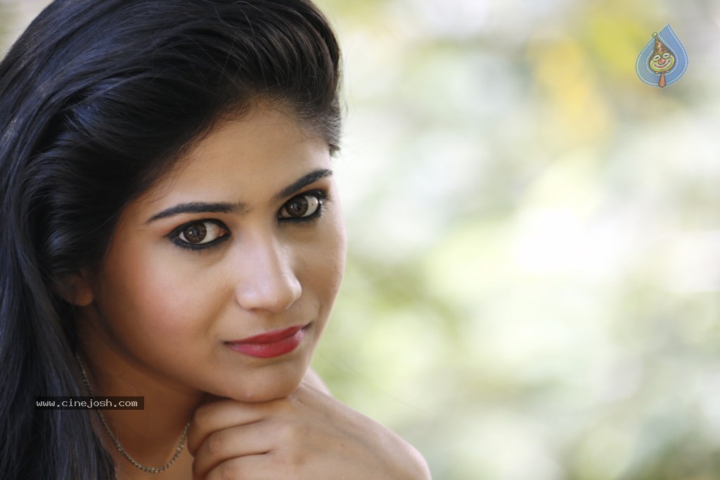 Madhulagna Das New Photos - 24 / 30 photos