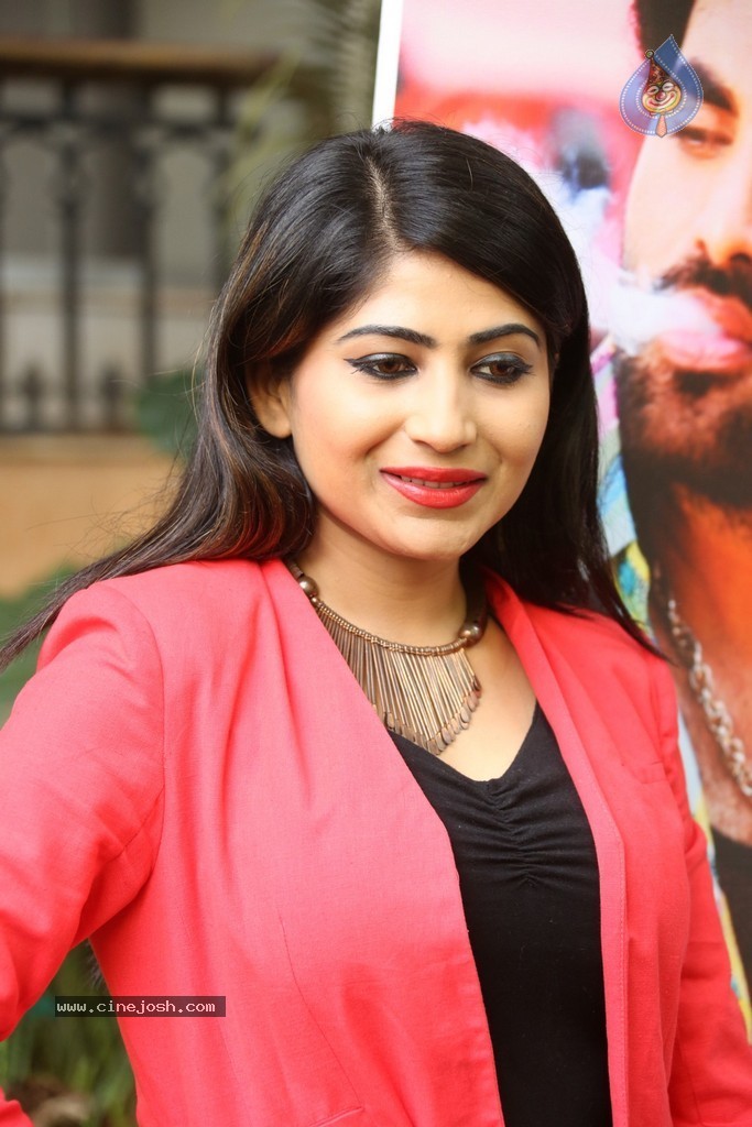 Madhulagna Das New Pics - 14 / 96 photos