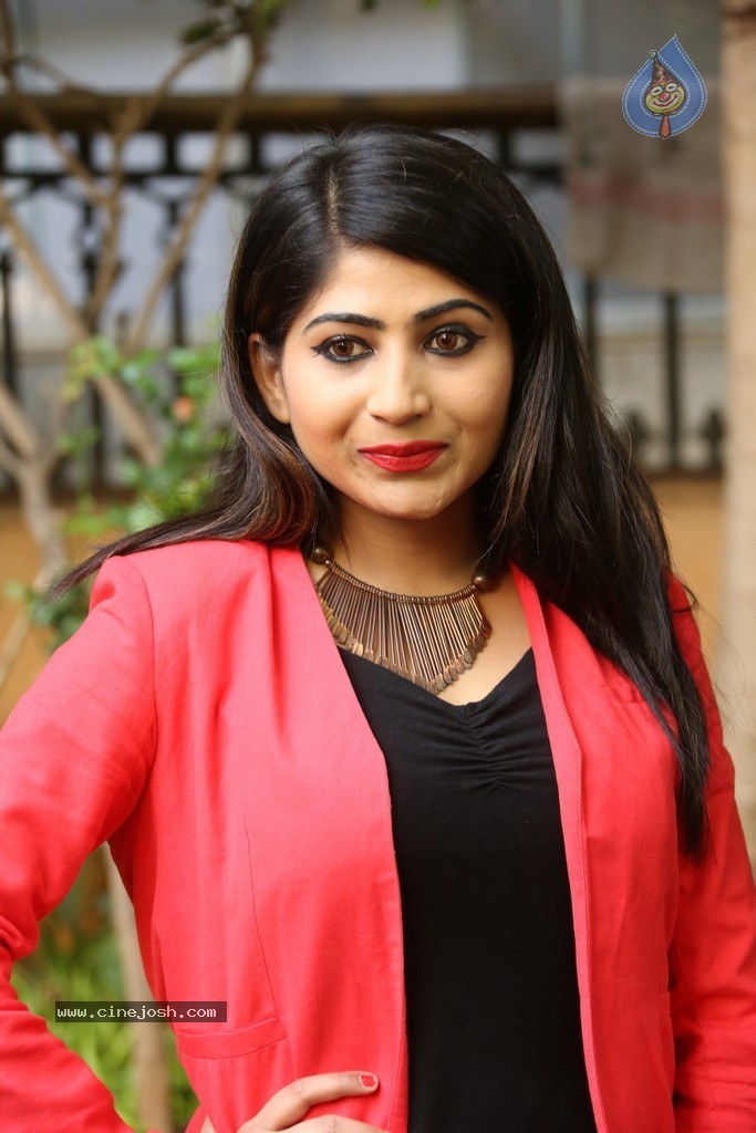 Madhulagna Das New Pics - 84 / 96 photos