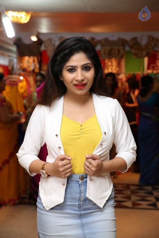 Madhulagna Das New Pics - 28 / 30 photos