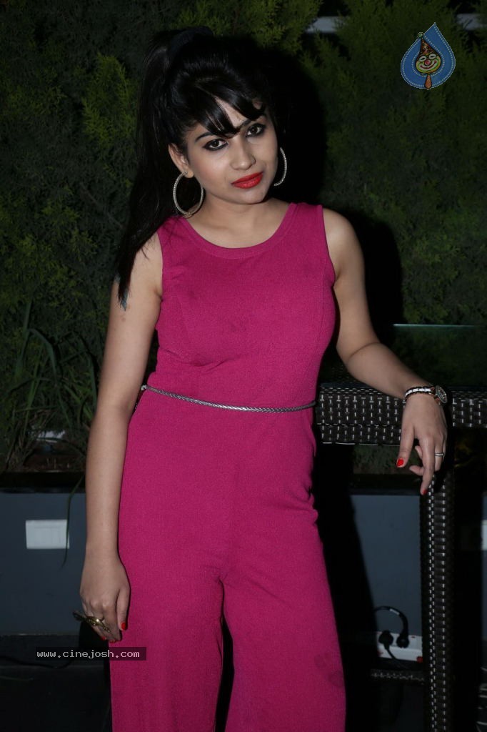 Madhulagna Das New Stills - 21 / 45 photos