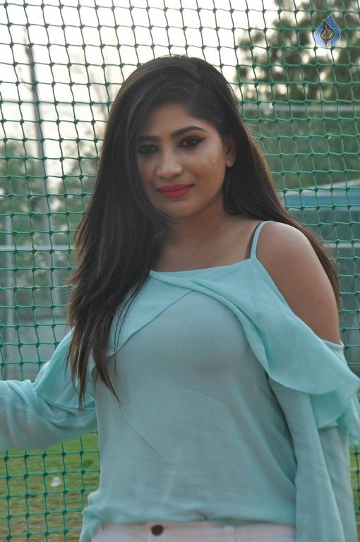 Madhulagna Das Photos - 11 / 42 photos