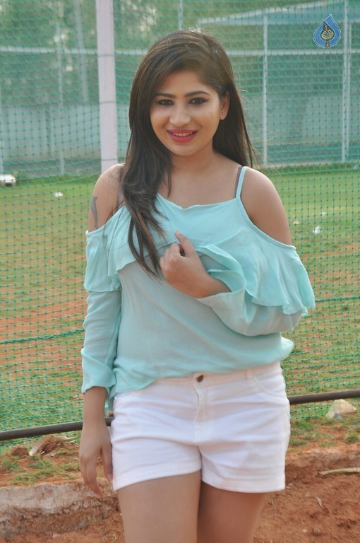 Madhulagna Das Photos - 39 / 42 photos