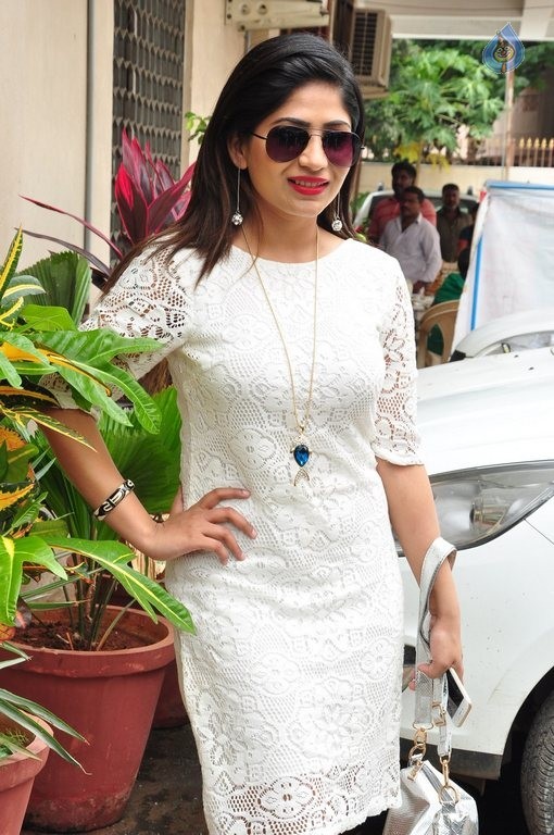 Madhulagna Das Photos - 5 / 41 photos