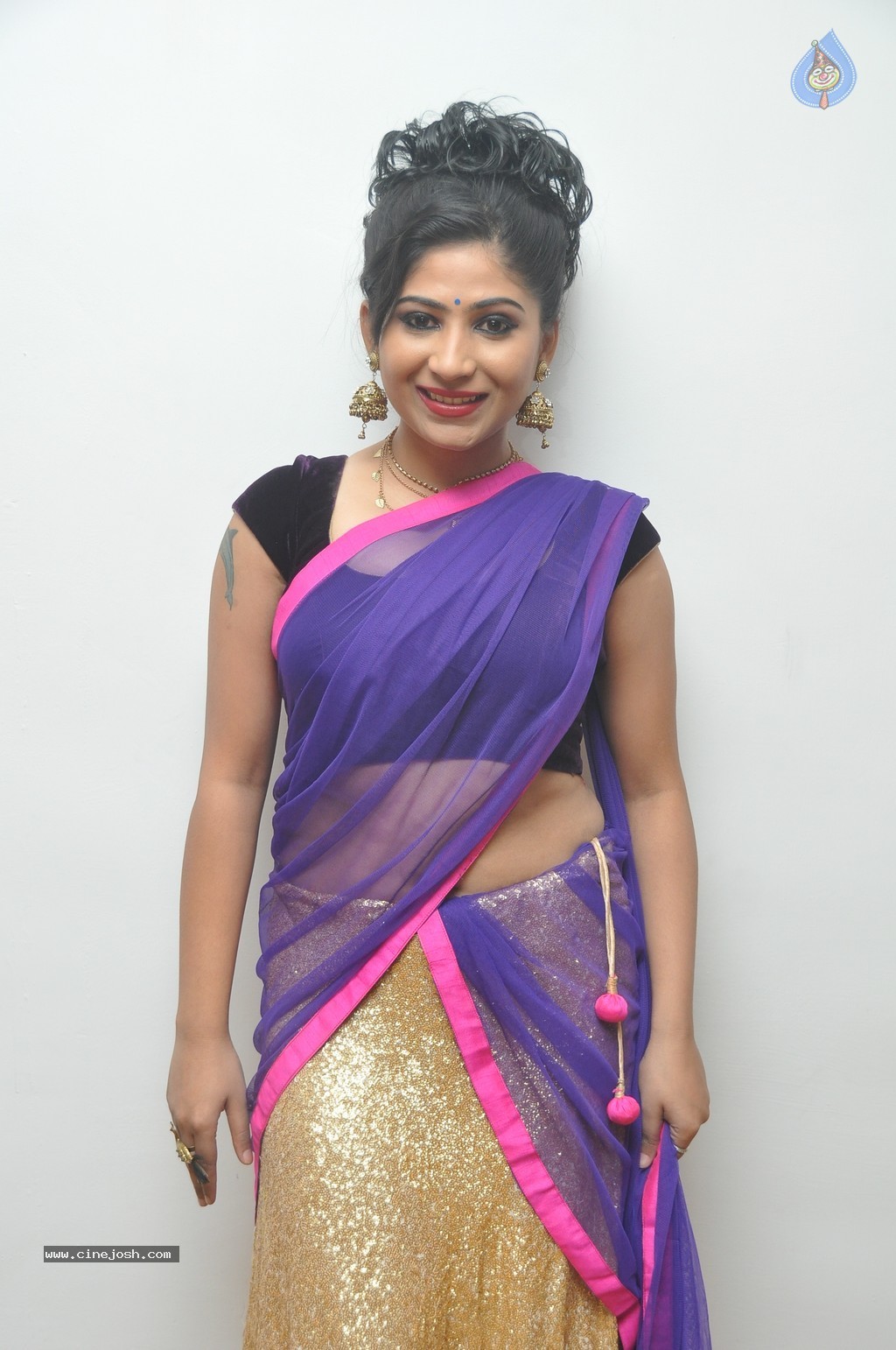 Madhulagna Das Stills - 15 / 39 photos