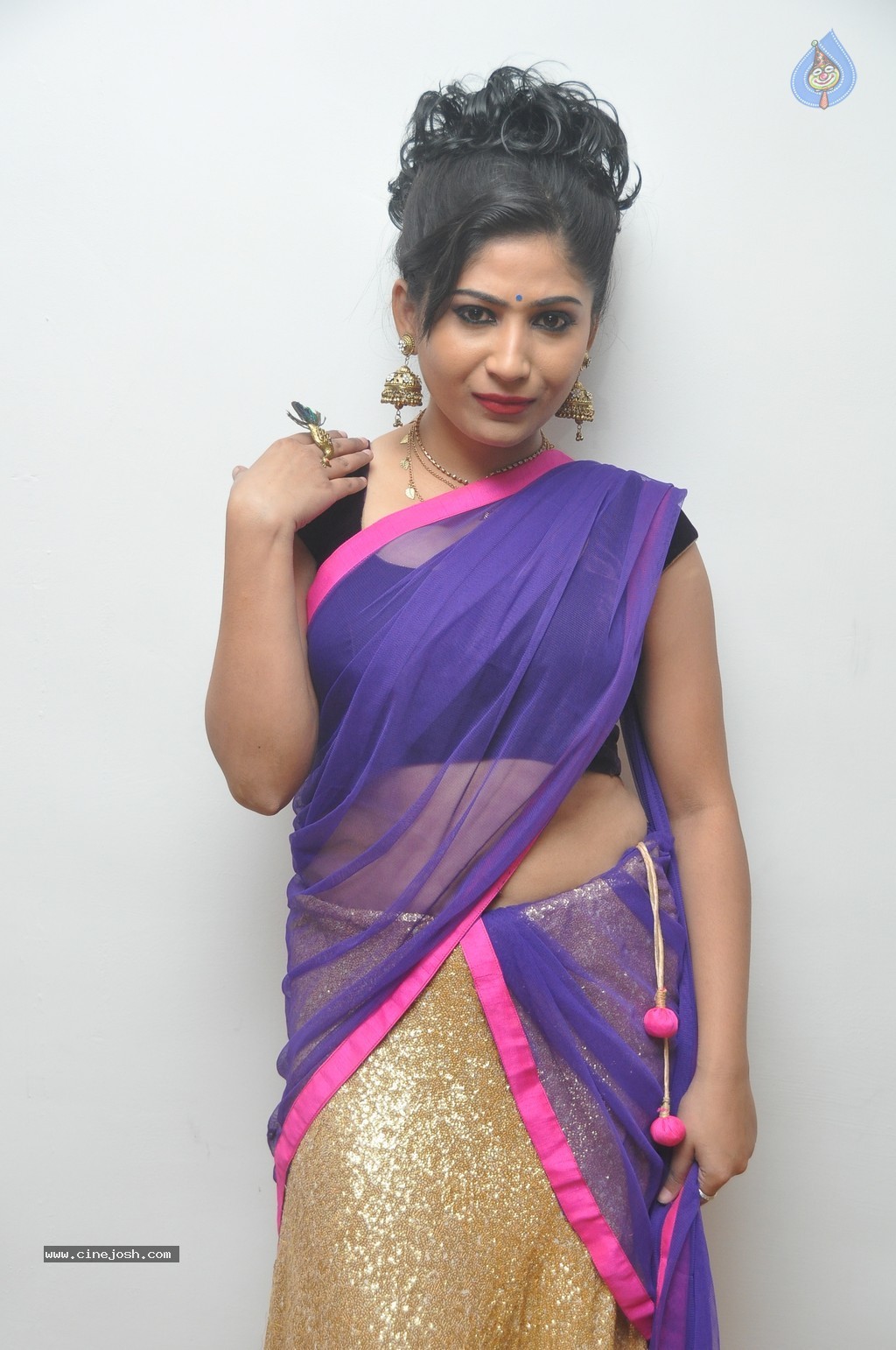 Madhulagna Das Stills - 38 / 39 photos