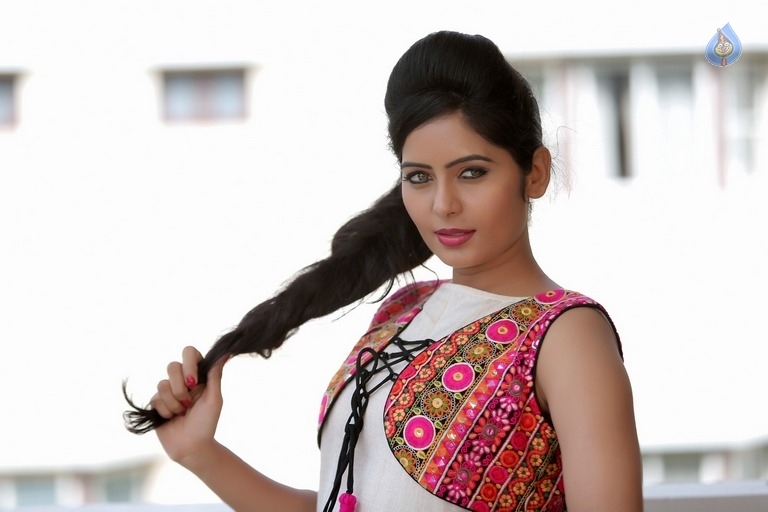 Madhumita Krishna Latest Photos - 7 / 21 photos
