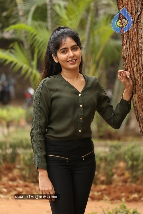 Mihirah Gurupadappa Photos - 6 / 19 photos