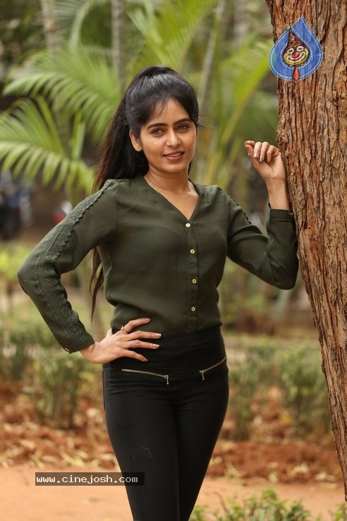 Mihirah Gurupadappa Photos - 13 / 19 photos