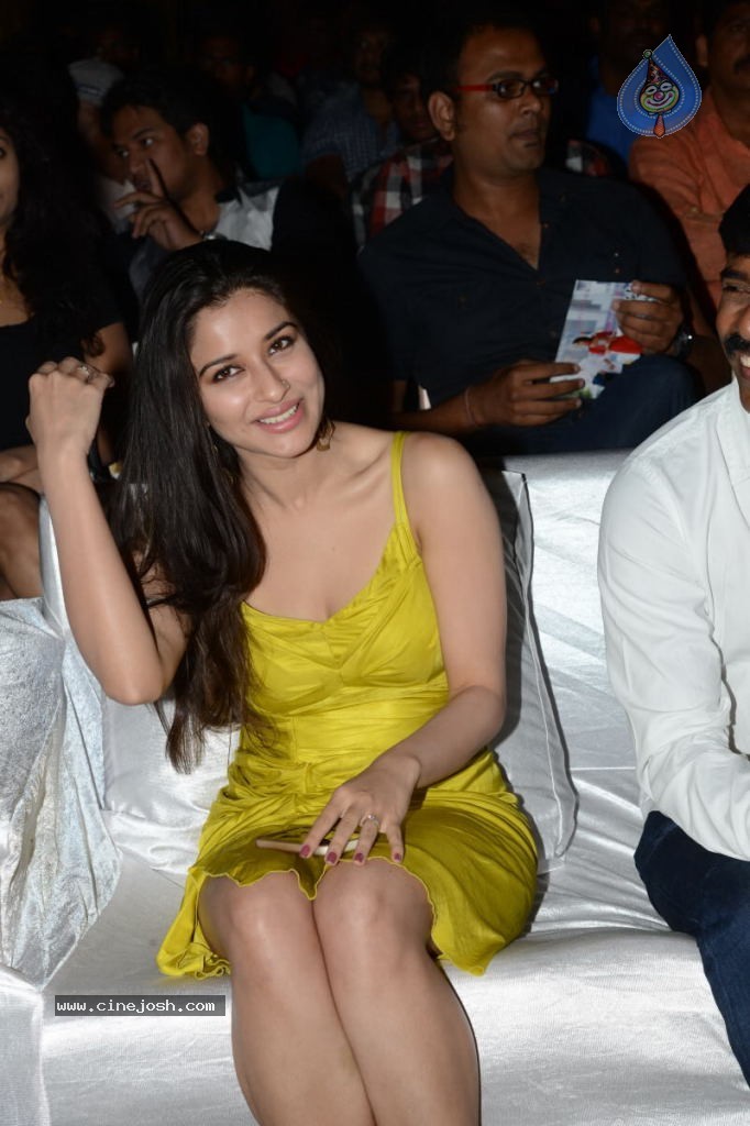 Madhurima at Kotha Janta Audio Launch - 26 / 60 photos