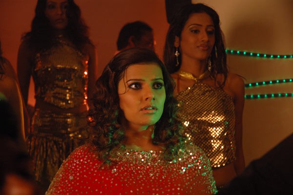 Madhu Sharma - 16 / 21 photos