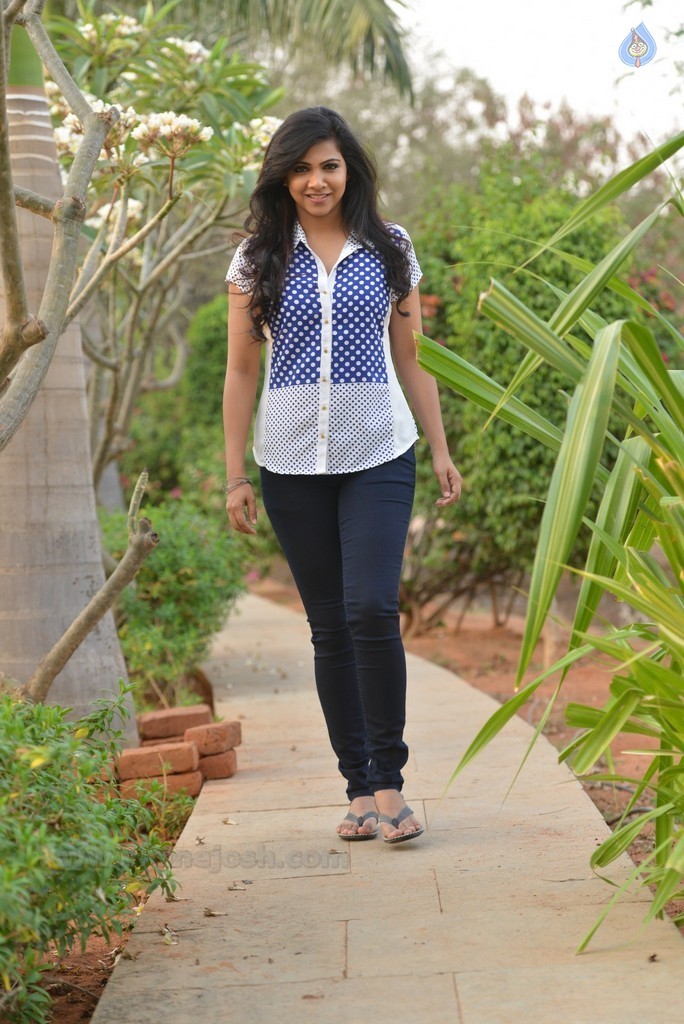 Madonna Sebastian New Pics - 4 / 38 photos