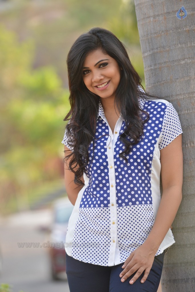 Madonna Sebastian New Pics - 14 / 38 photos