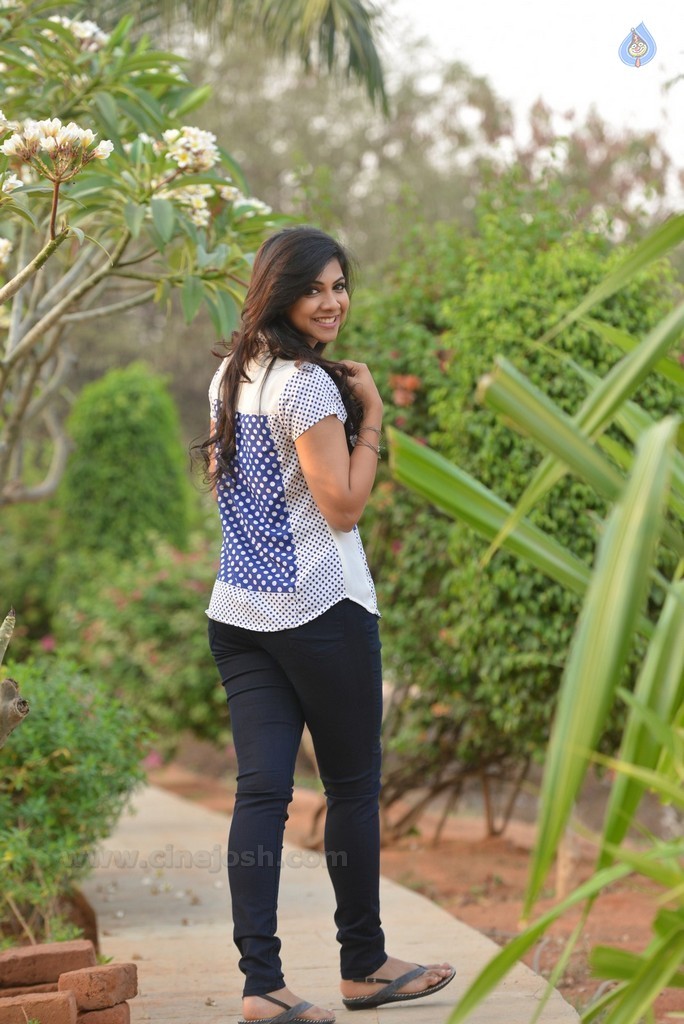Madonna Sebastian New Pics - 23 / 38 photos