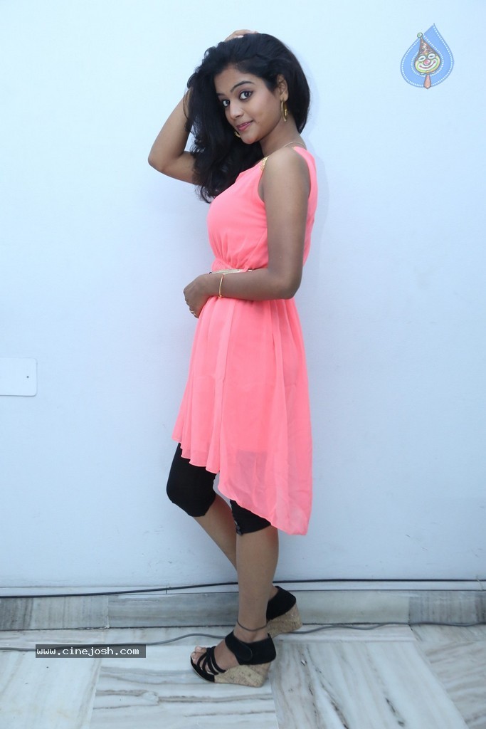 Maheswari New Photos - 34 / 73 photos