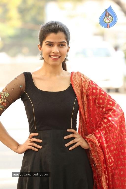 Mahima Latest Gallery - 8 / 21 photos