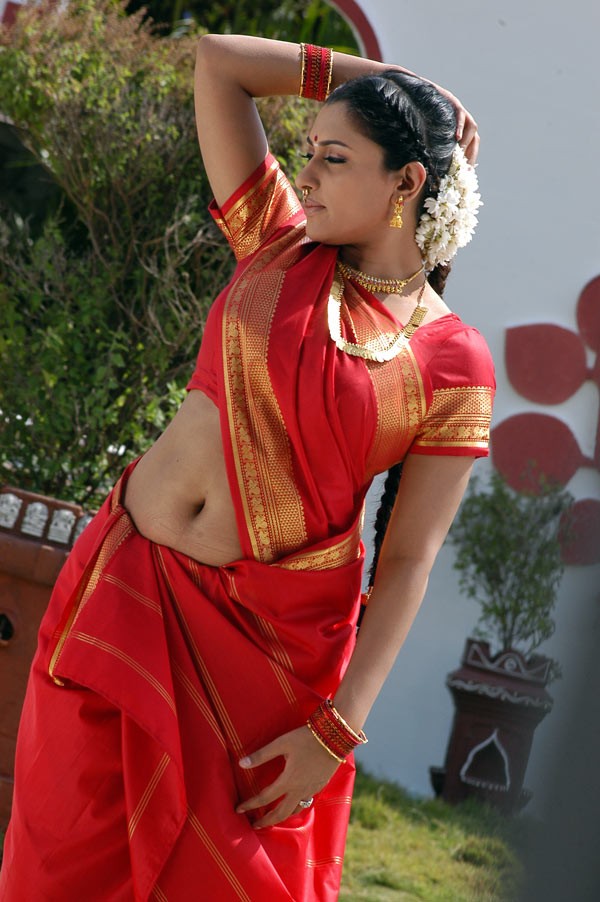 Malavika - 8 / 26 photos