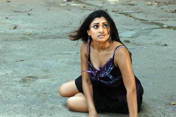 Malavika - 16 / 26 photos