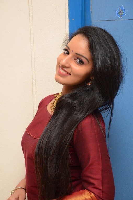 Malavika Menon Photos - 27 / 42 photos