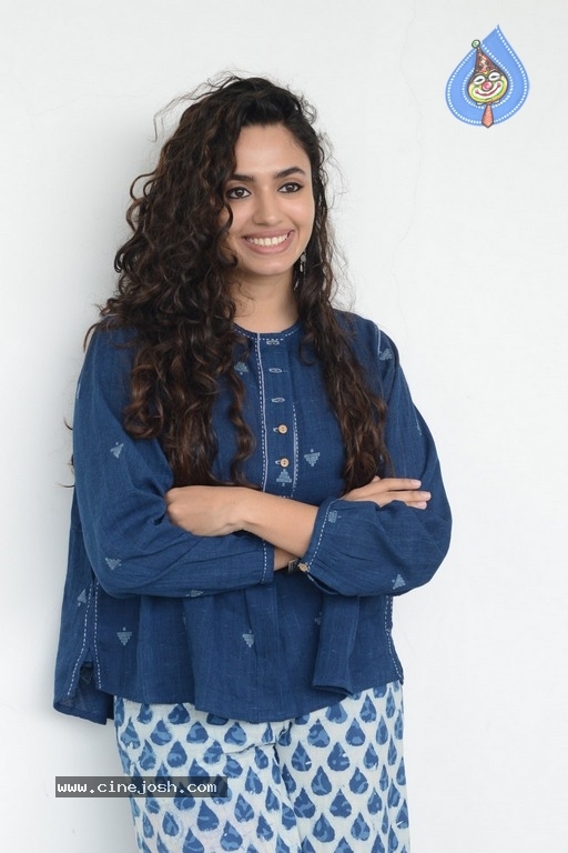 Malavika Nair Interview Photos - 19 / 20 photos